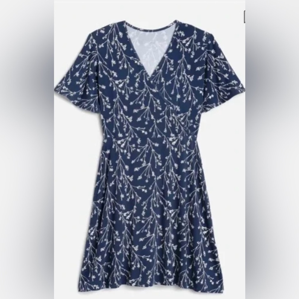 NWT 41 Hawthorn Elisse Knit Surplice Dress